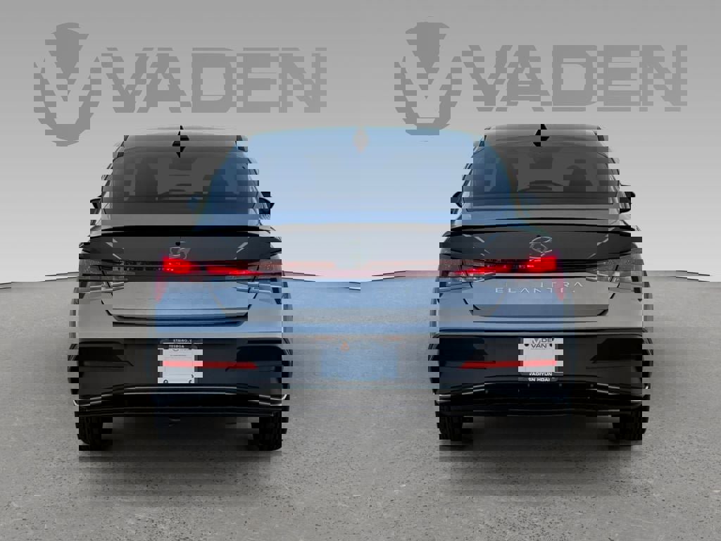 New 2025 Hyundai Elantra Sport image 16