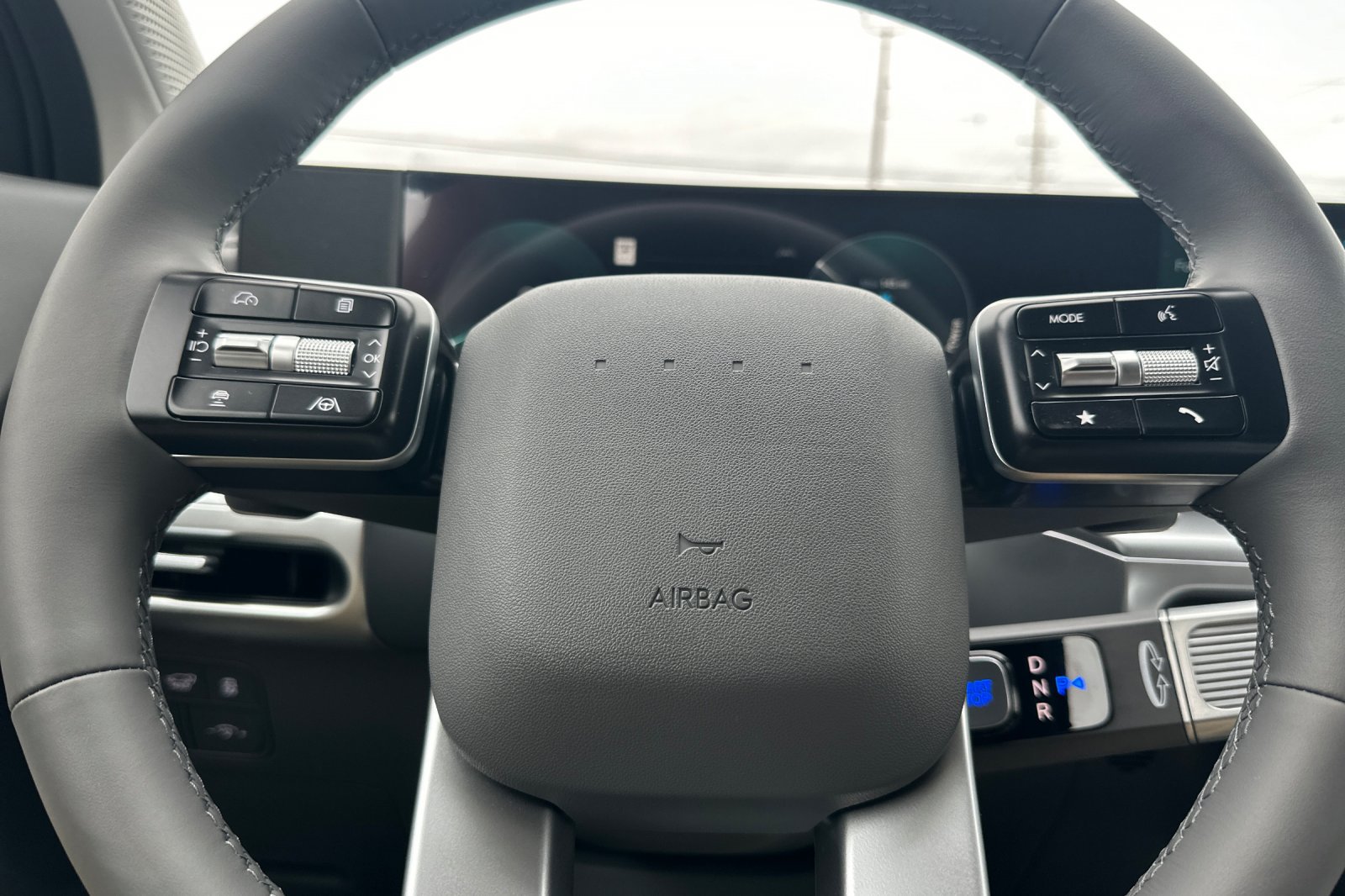 New 2026 Hyundai Ioniq 9 SE AWD/4WD image 25