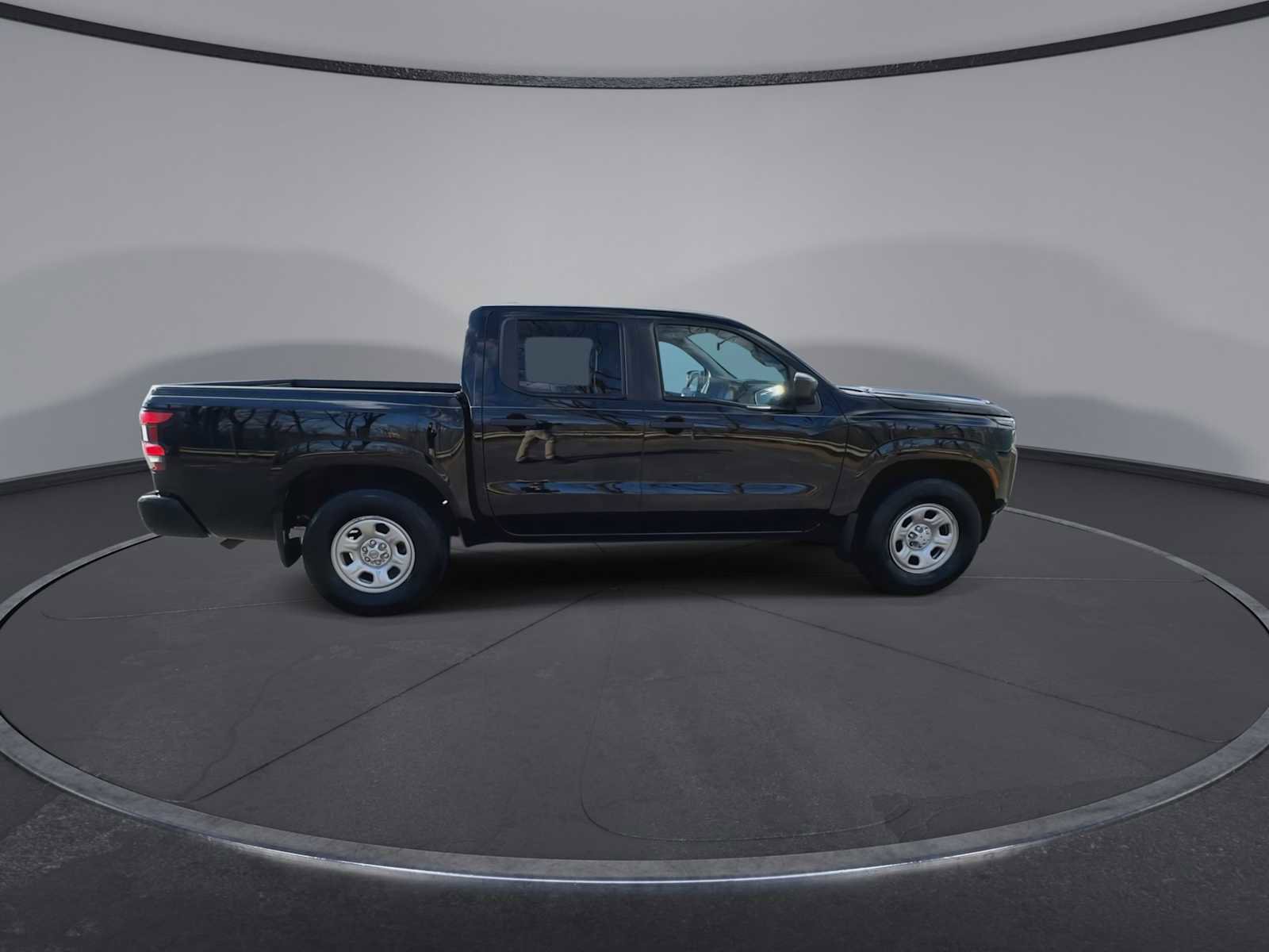 Used 2022 Nissan Frontier S w/ Technology Package image 9