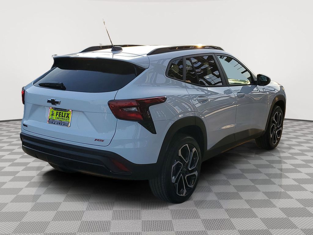 New 2026 Chevrolet Trax RS w/ Driver Confidence Package image 3