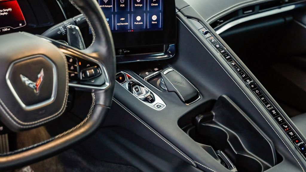 Used 2025 Chevrolet Corvette Stingray Preferred Conv w/ Stealth Interior Trim Package image 21