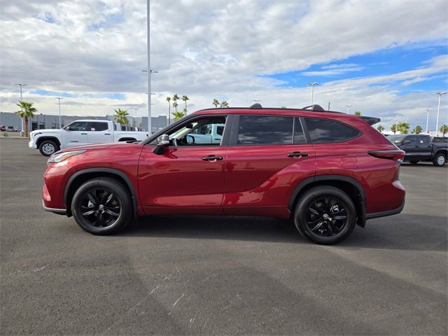 Certified 2024 Toyota Highlander XLE image 7