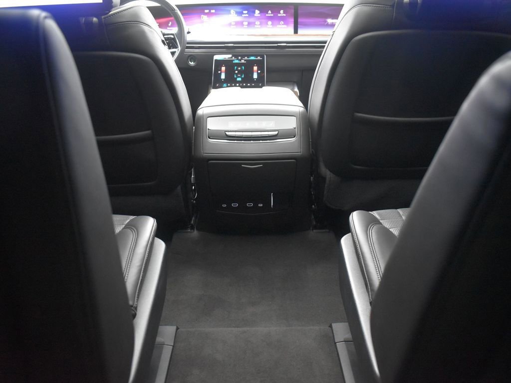 Certified 2025 Cadillac Escalade Sport Platinum image 32