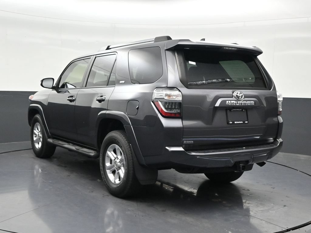 Used 2022 Toyota 4Runner SR5 RWD image 3