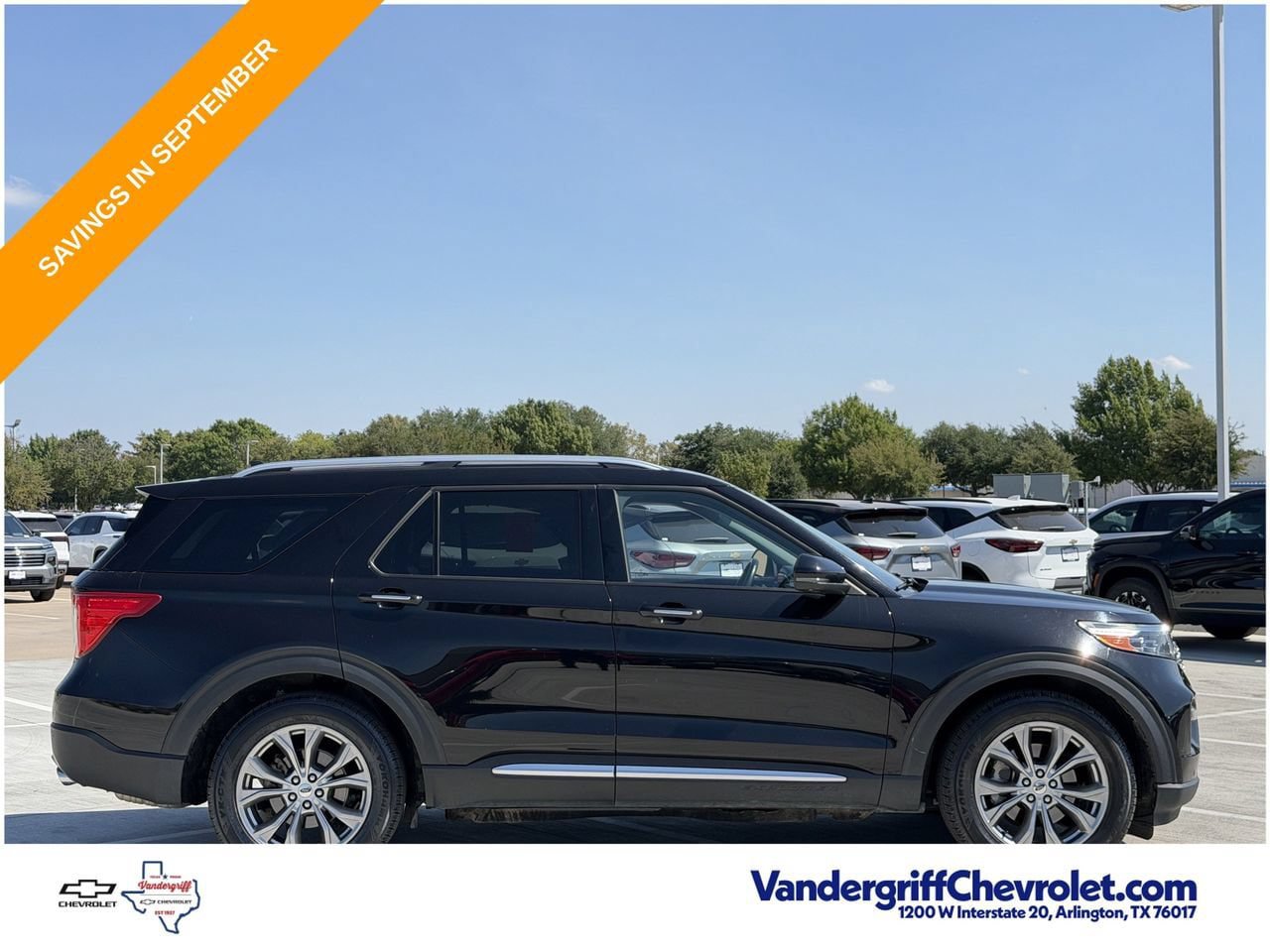 Used 2022 Ford Explorer Limited w/ Equipment Group 301A RWD image 3
