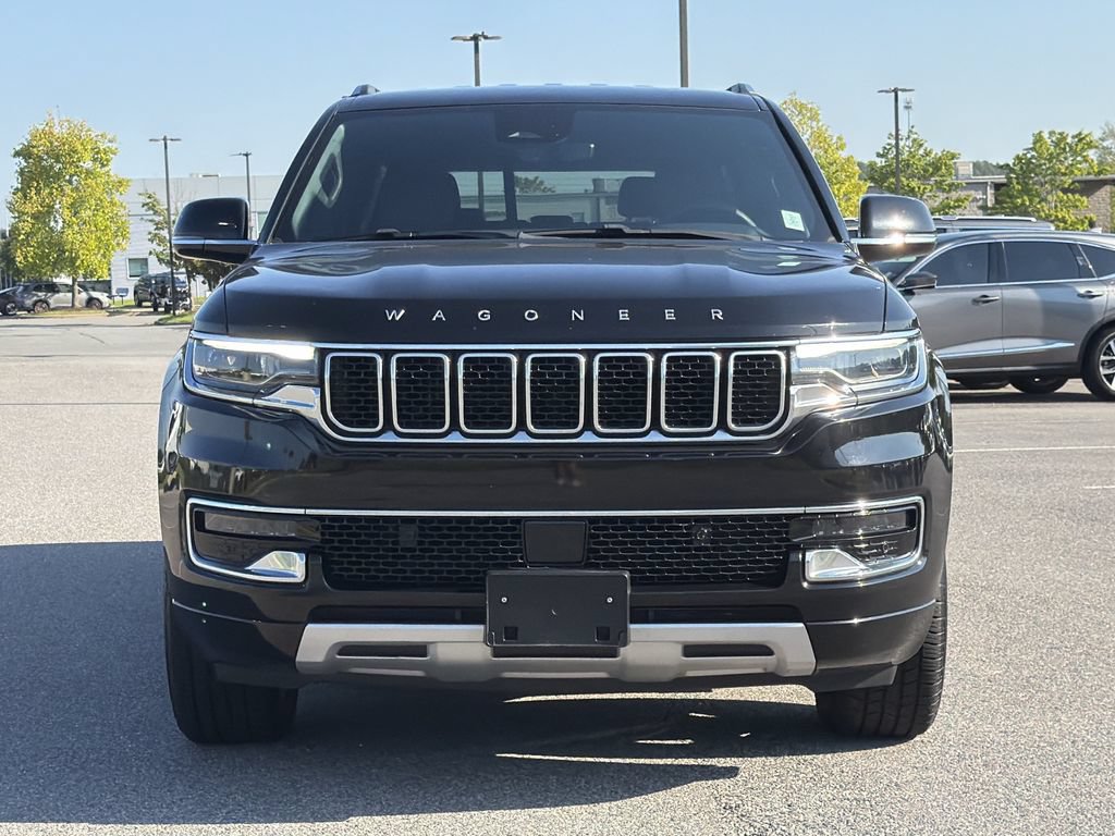 Used 2024 Jeep Wagoneer Series II w/ Flexible Seating Group RWD image 8