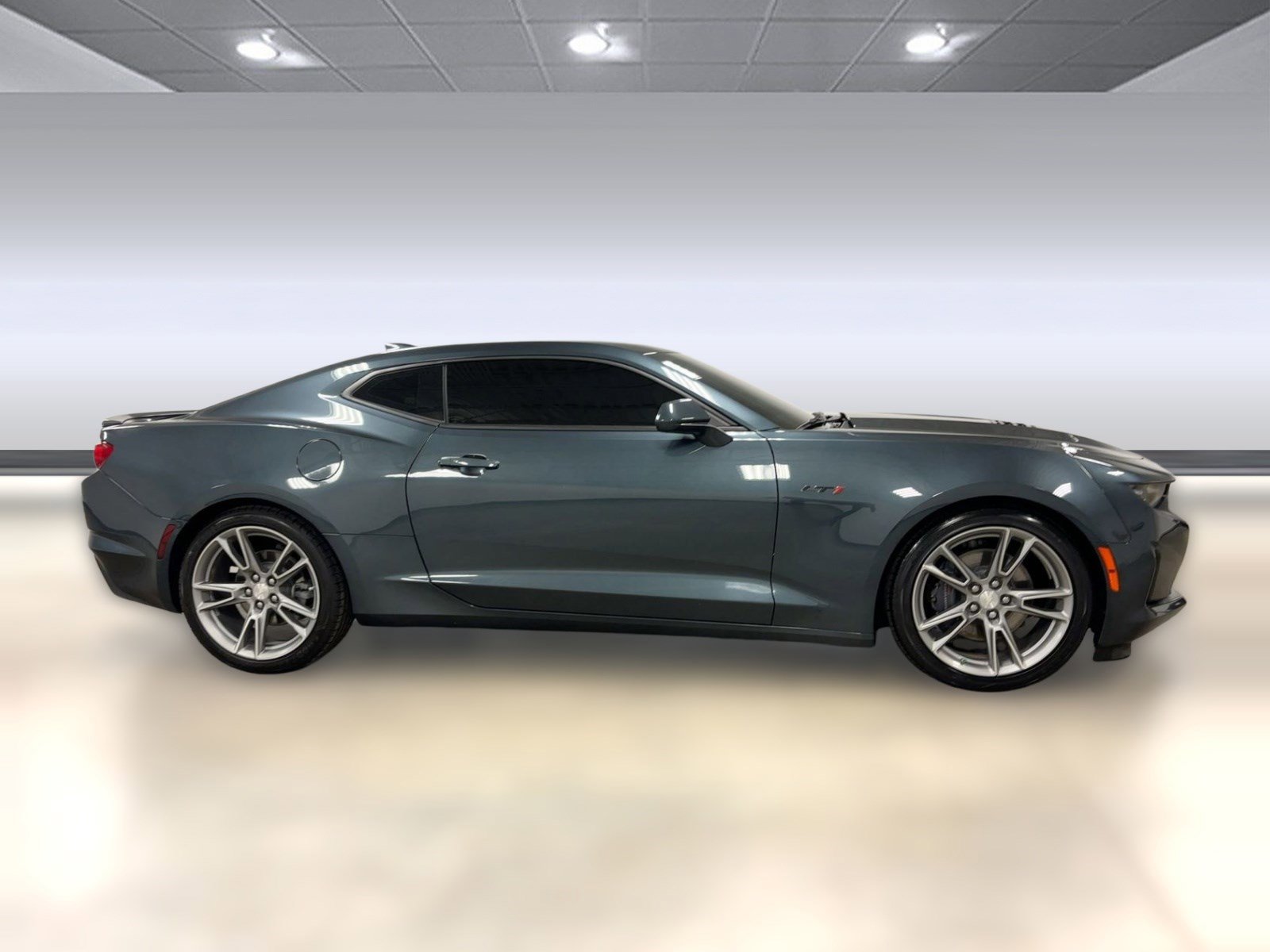 Used 2021 Chevrolet Camaro LT w/ Technology Package image 7