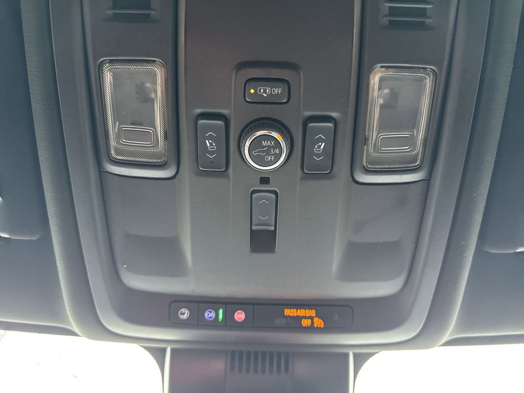 Certified 2025 GMC Yukon Denali image 35