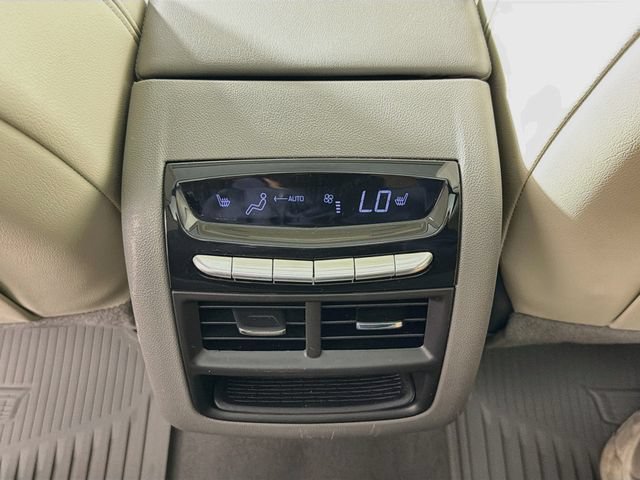 Used 2023 Cadillac XT5 Premium Luxury w/ Technology Package AWD/4WD image 34