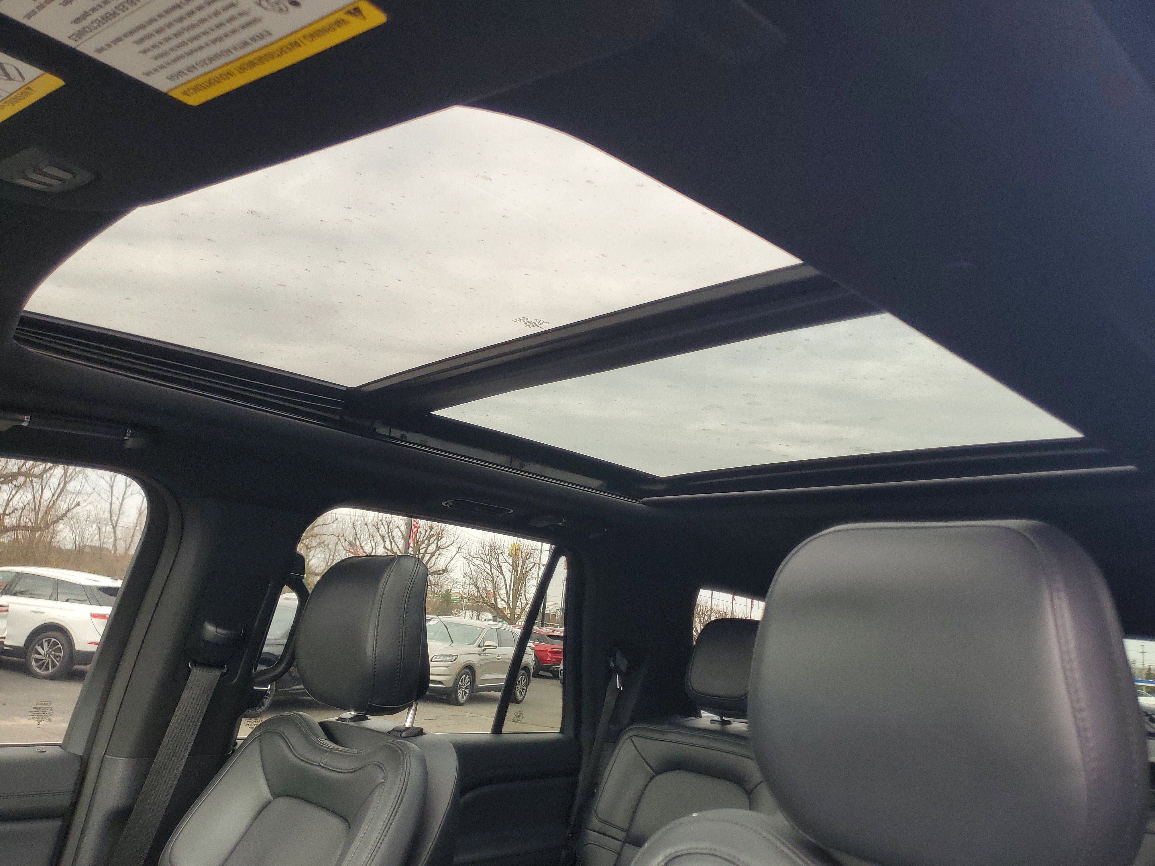 Certified 2023 Lincoln Navigator 4WD image 11