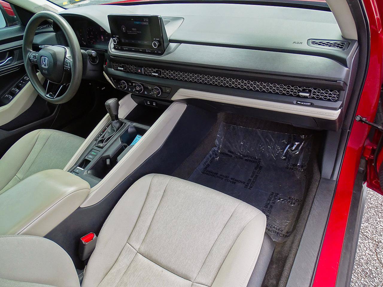 Used 2024 Honda Accord EX image 43