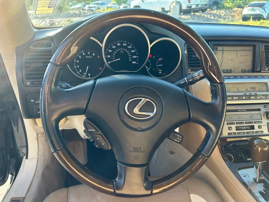 Used 2008 Lexus SC 430 Convertible RWD image 10