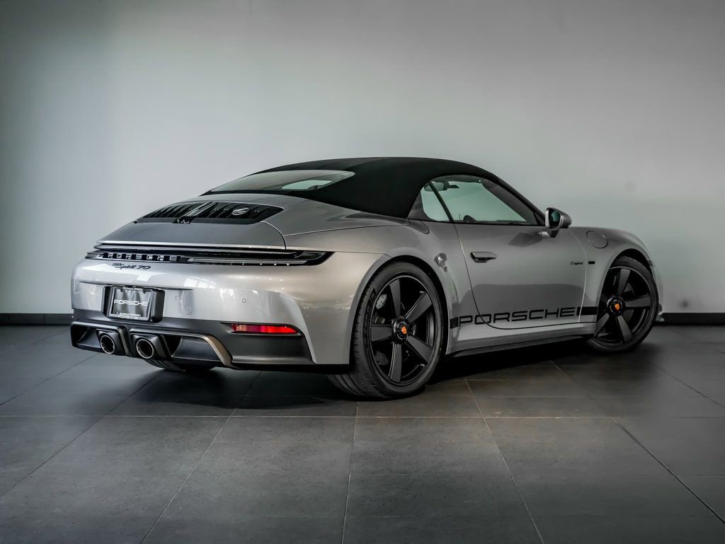 Used 2026 Porsche 911 Carrera GTS RWD image 7