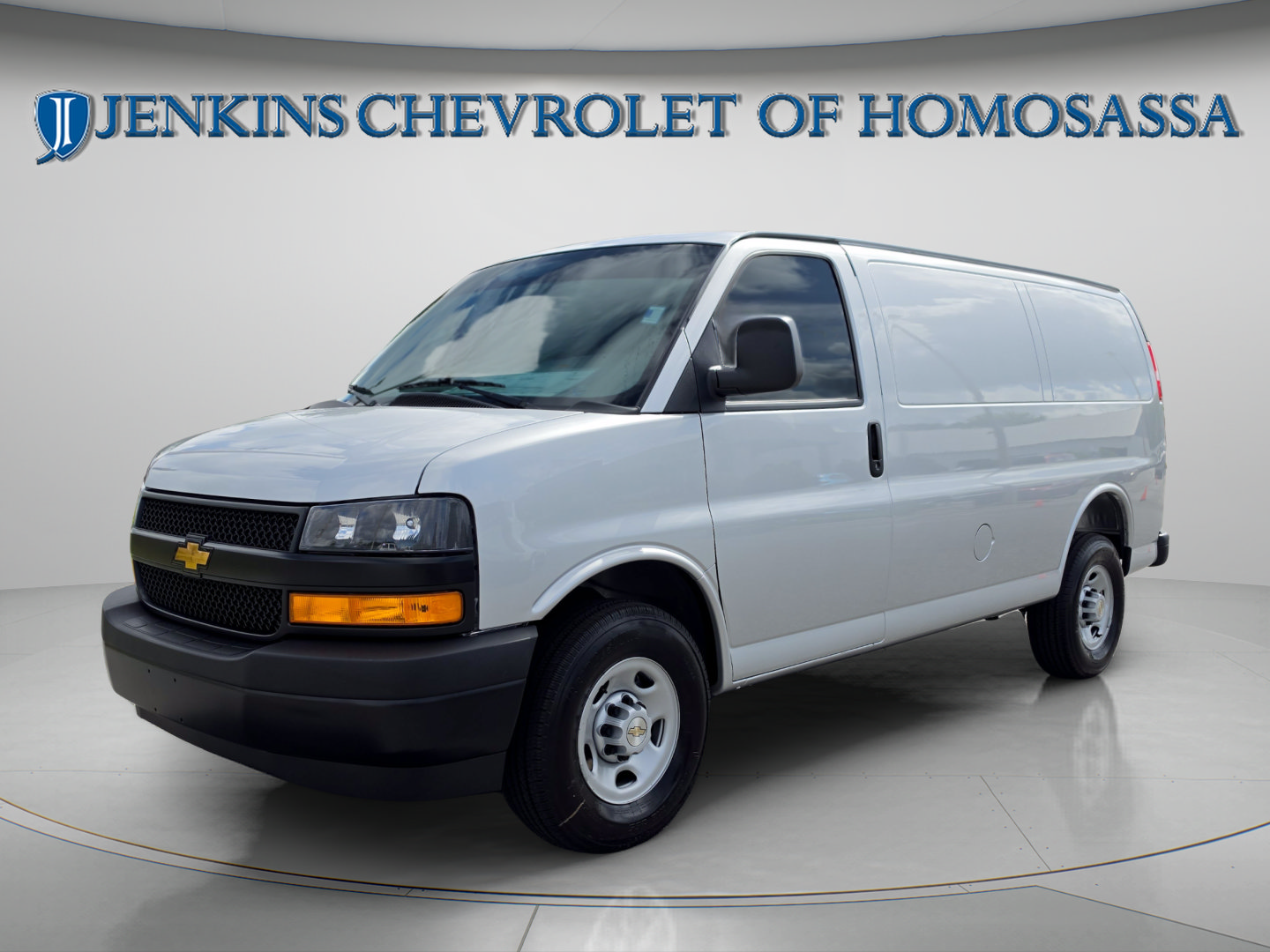 New 2026 Chevrolet Express 2500 w/ Driver Convenience Package RWD image 9