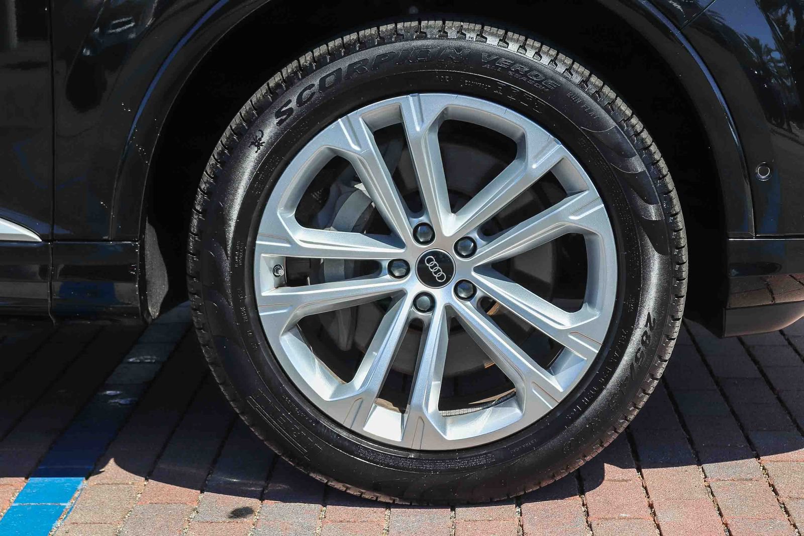 Certified 2025 Audi Q7 3.0T Premium Plus w/ Premium Plus Package AWD/4WD image 11
