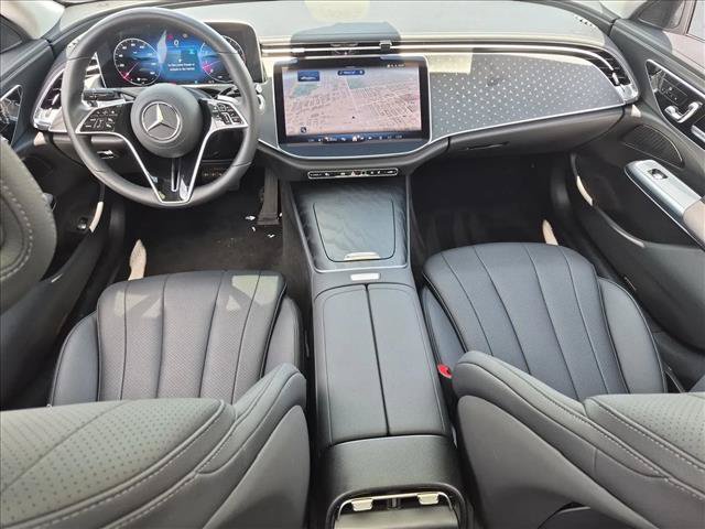 Used 2026 Mercedes-Benz E 350 4MATIC Sedan image 19
