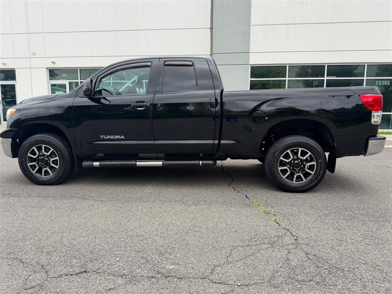 Used 2012 Toyota Tundra 4x4 Double Cab w/ Tow Pkg image 6