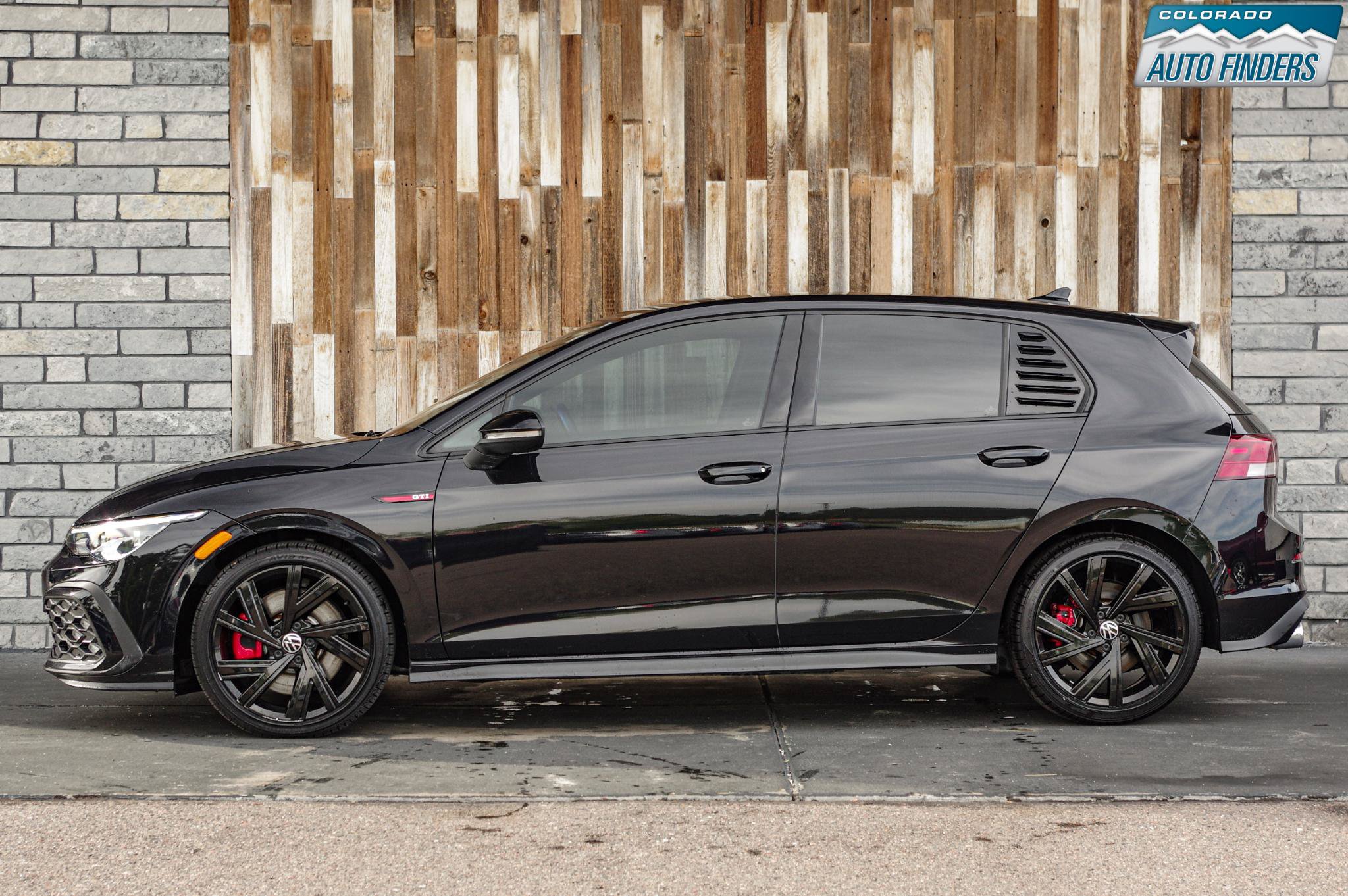 Used 2022 Volkswagen GTI SE w/ SE Leather Package FWD image 3
