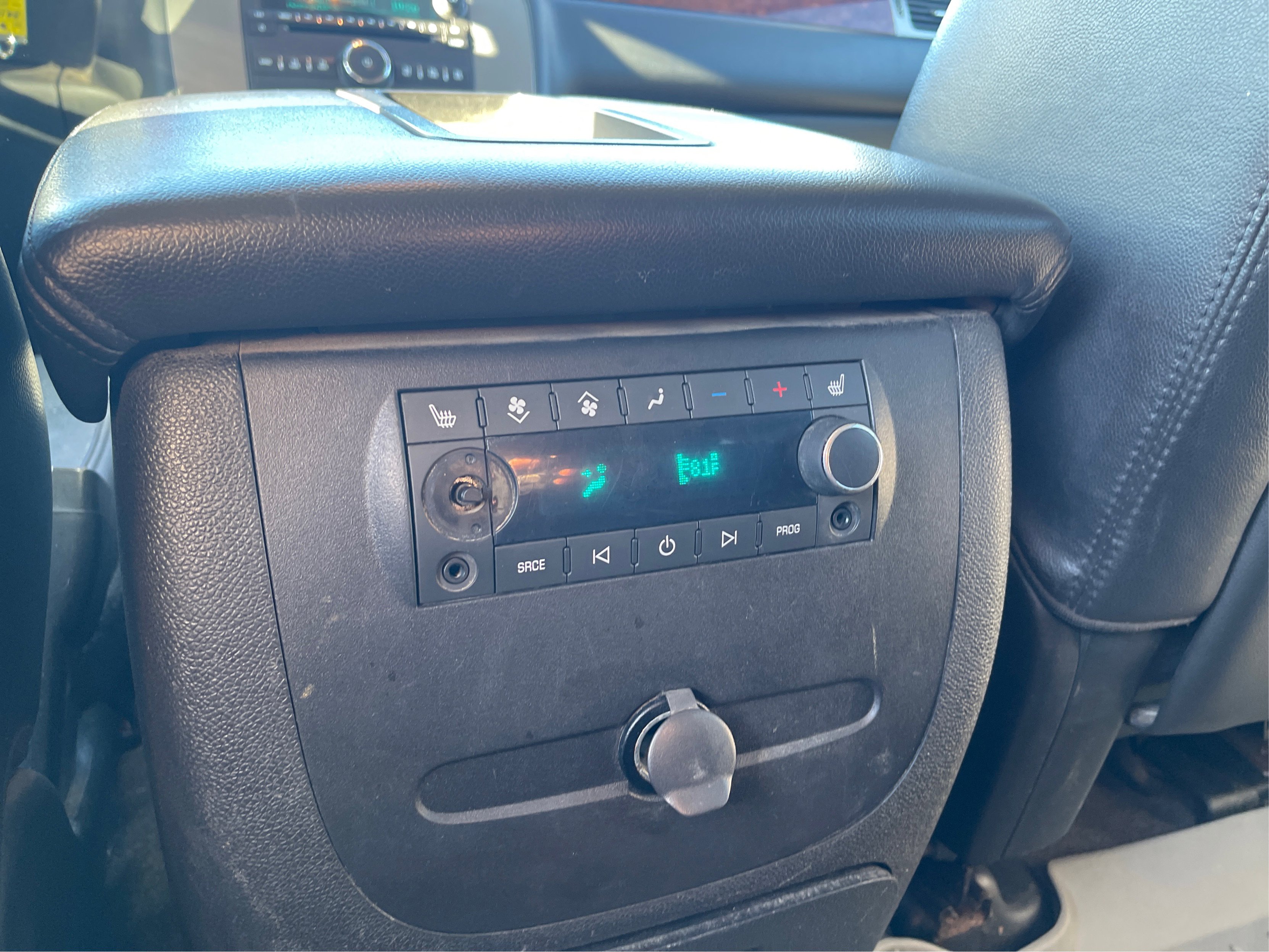 Used 2011 GMC Yukon SLT image 22