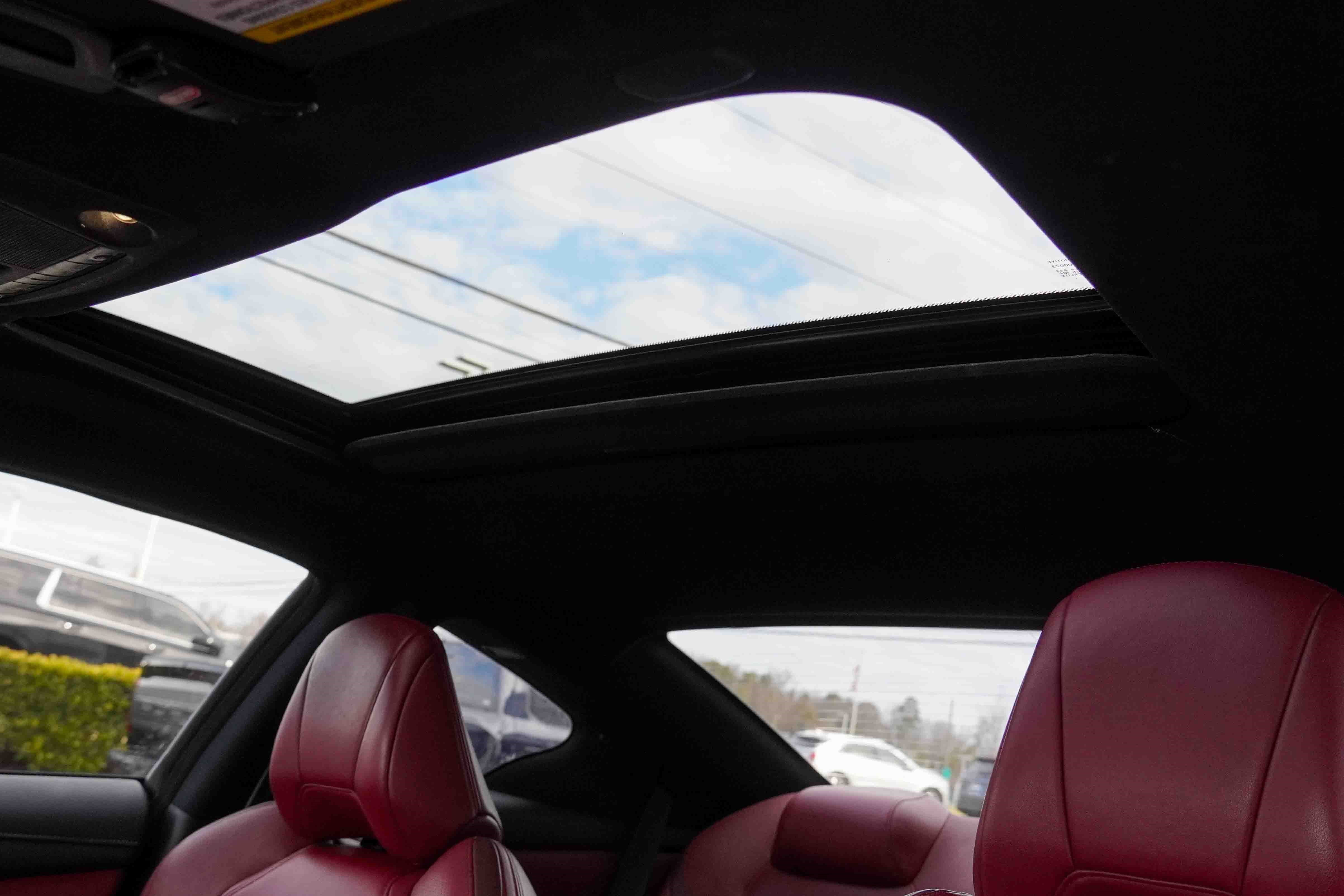 Used 2019 INFINITI Q60 Red Sport 400 image 15