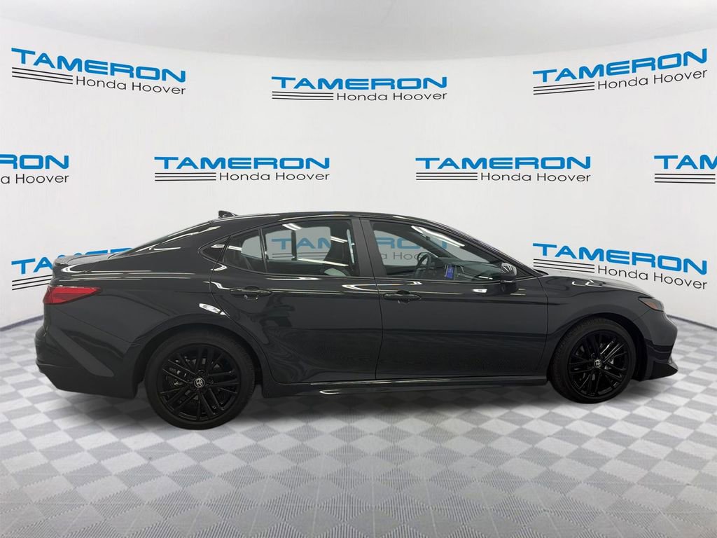 Used 2026 Toyota Camry SE w/ Convenience Package image 6