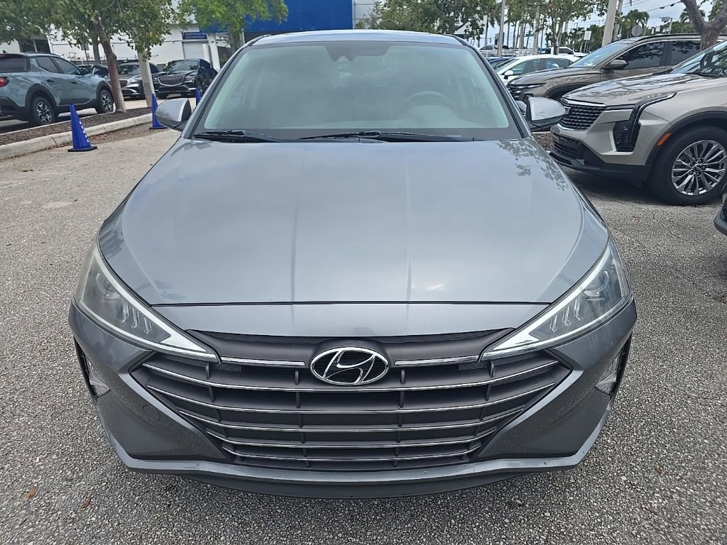 Used 2019 Hyundai Elantra Value Edition FWD video 2
