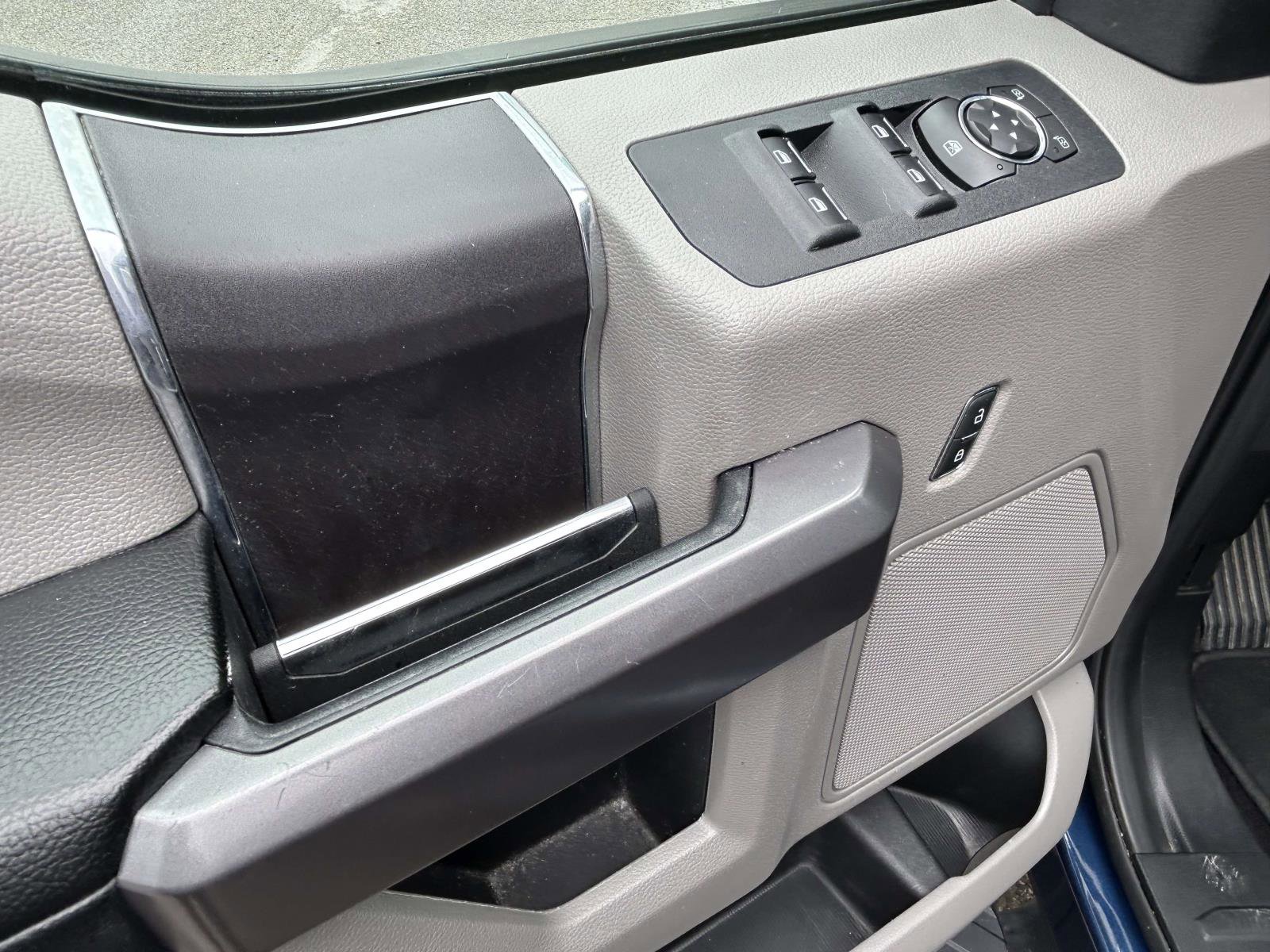 Used 2019 Ford F150 XLT w/ Trailer Tow Package image 17