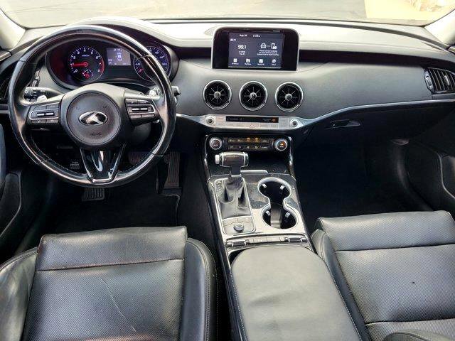 Used 2019 Kia Stinger Base image 10