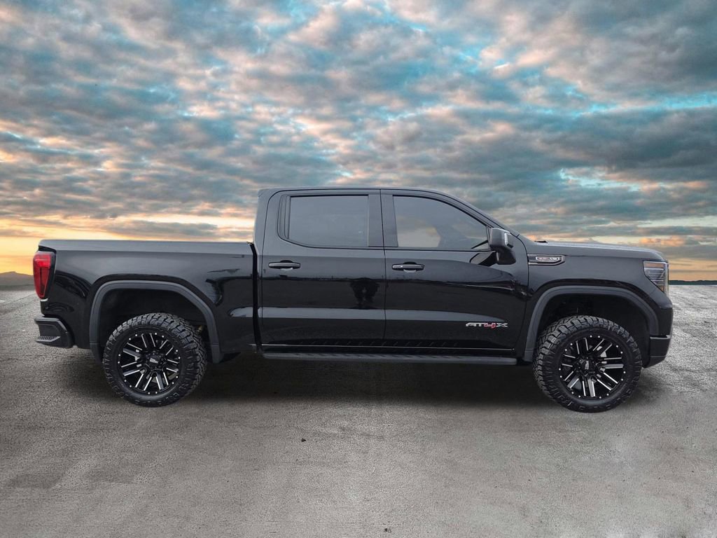 Used 2022 GMC Sierra 1500 AT4X image 9