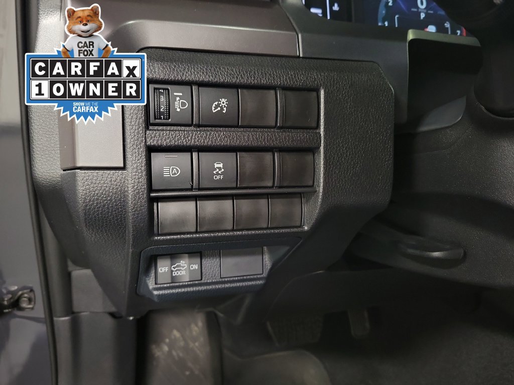 Used 2025 Toyota Tacoma SR5 AWD/4WD image 29