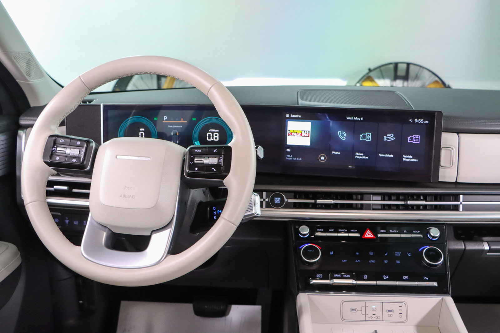 Used 2025 Hyundai Santa Fe SEL FWD image 17