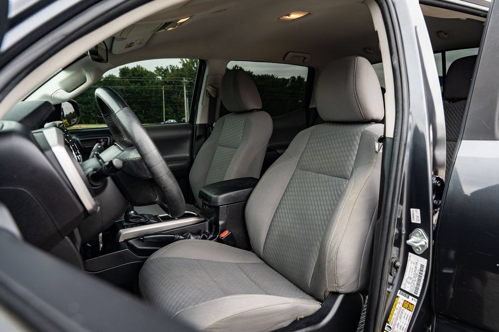 Used 2022 Toyota Tacoma SR5 w/ Technology Package RWD image 20