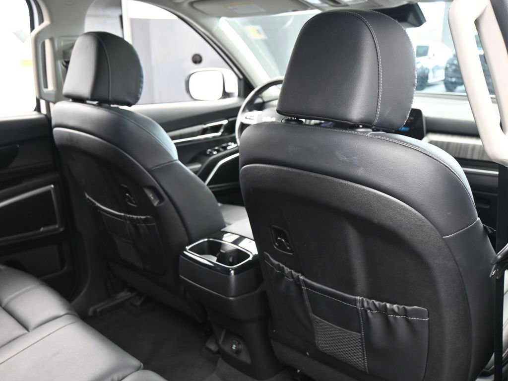 Used 2023 Kia Telluride EX image 45