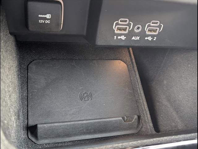 Used 2024 Jeep Wagoneer L Series II w/ Flexible Seating Group image 16