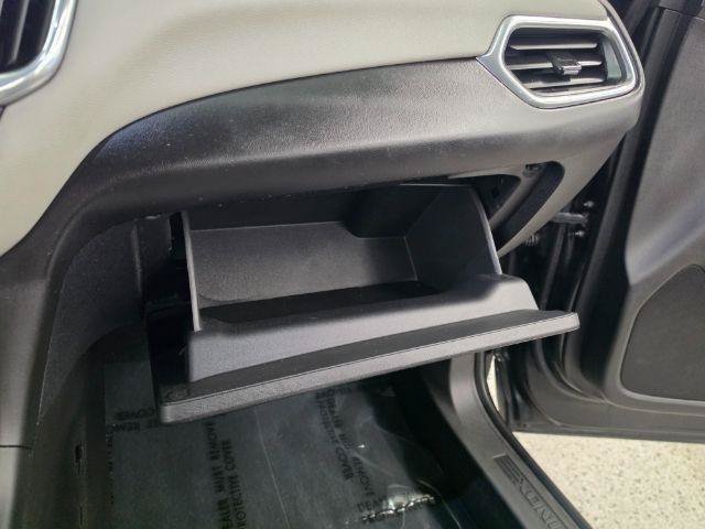 Used 2018 Chevrolet Equinox LS FWD image 28