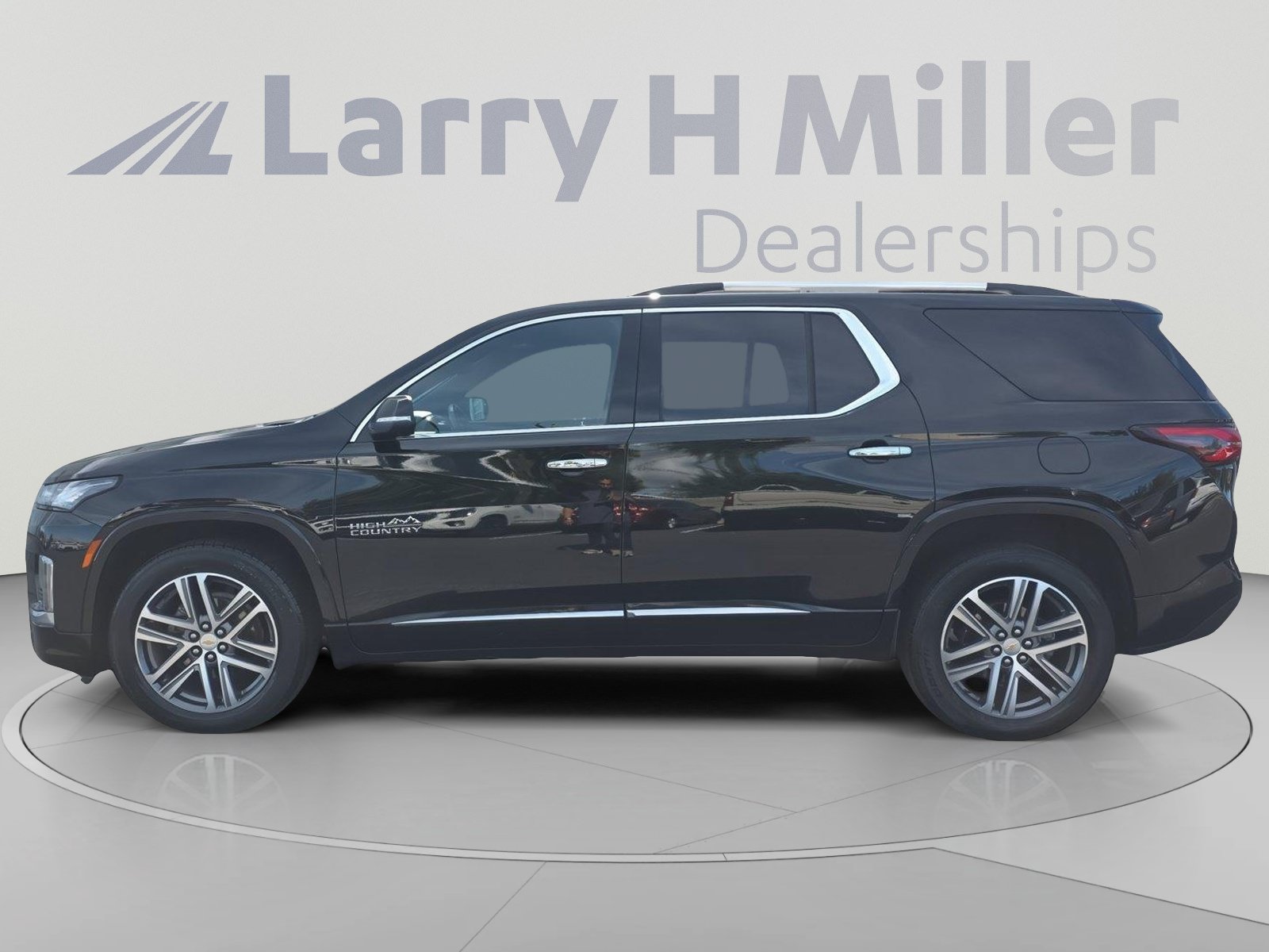 Used 2023 Chevrolet Traverse High Country AWD/4WD image 10