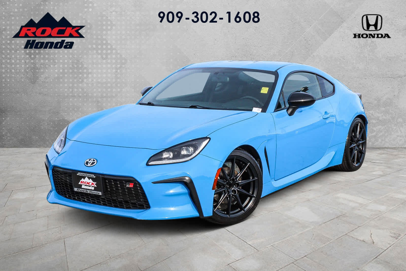 Used 2023 Toyota GR86 w/ ALL Weather Mat Package (TMS) image 1