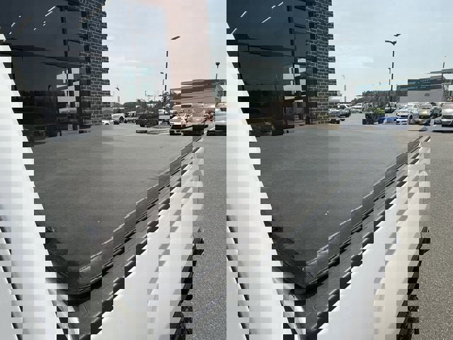 Used 2018 GMC Sierra 1500 SLT w/ SLT Premium Package image 13