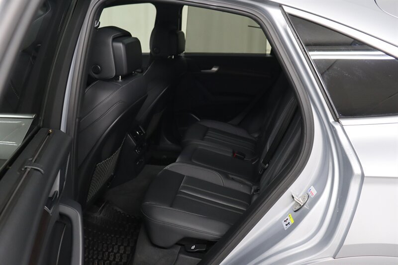 Used 2022 Audi Q5 2.0T Prestige AWD/4WD image 33