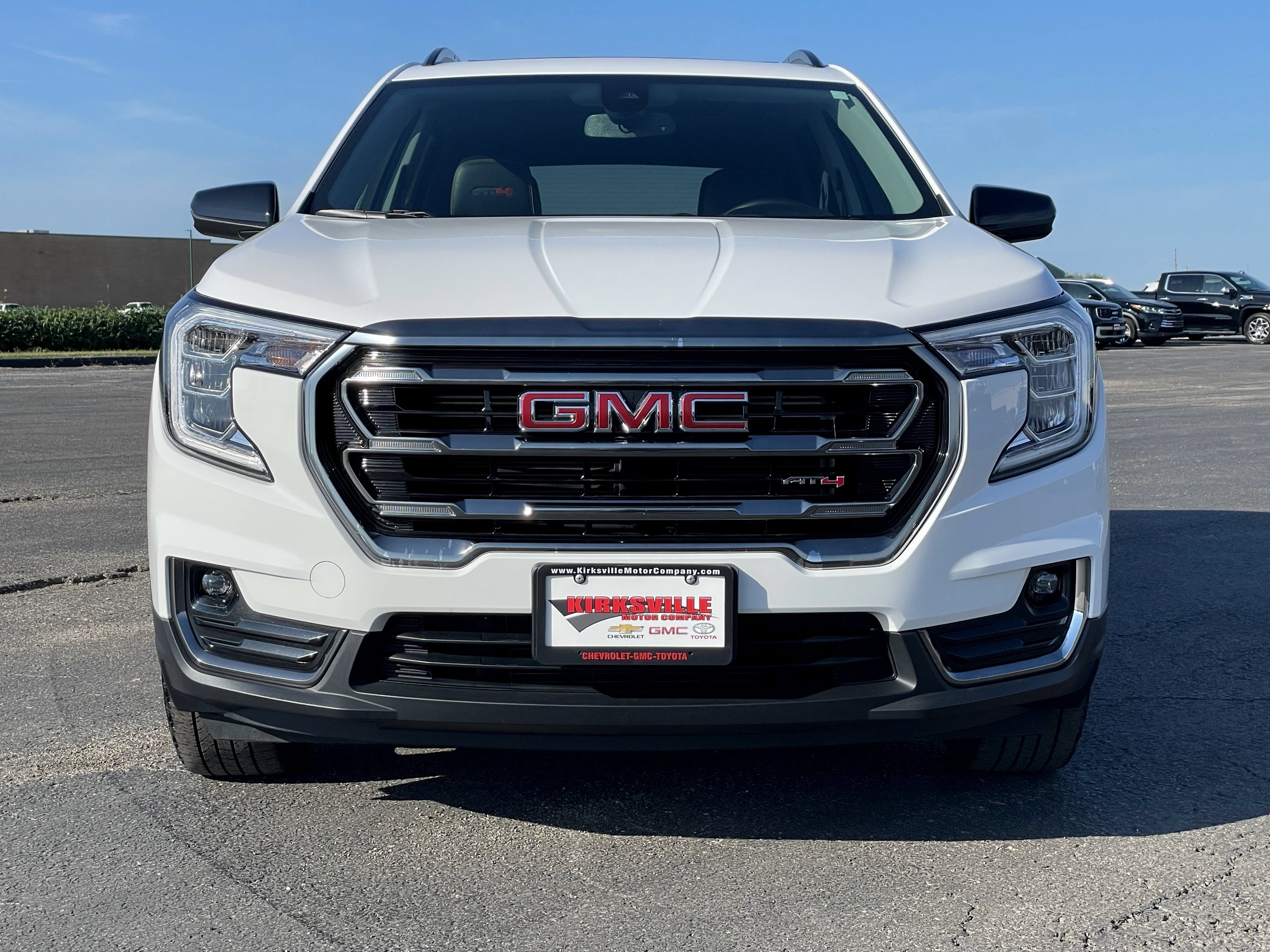 Certified 2024 GMC Terrain AT4 w/ Infotainment Package II AWD/4WD image 9