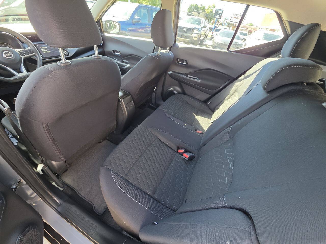 Used 2023 Nissan Kicks SV FWD image 17