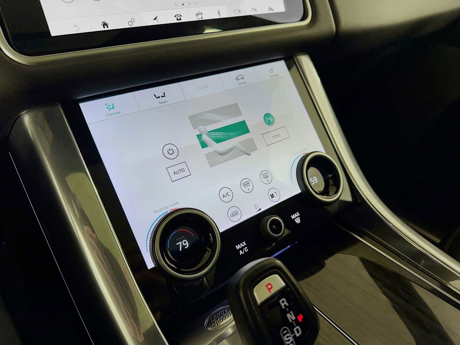 Used 2020 Land Rover Range Rover Sport HSE image 18