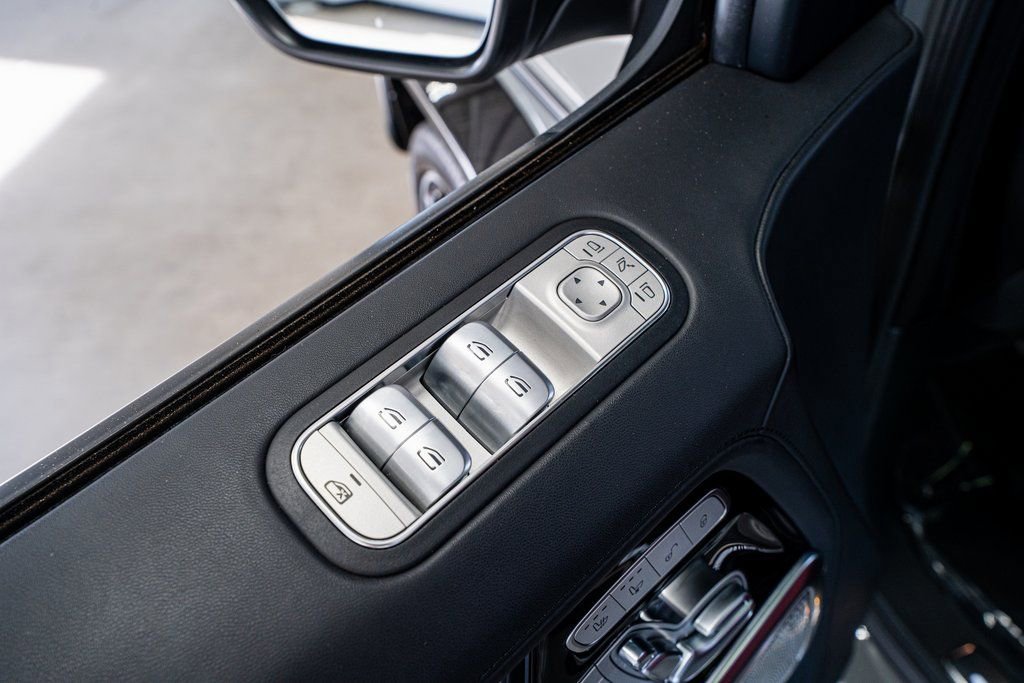 Used 2023 Mercedes-Benz G 63 AMG 4MATIC image 34