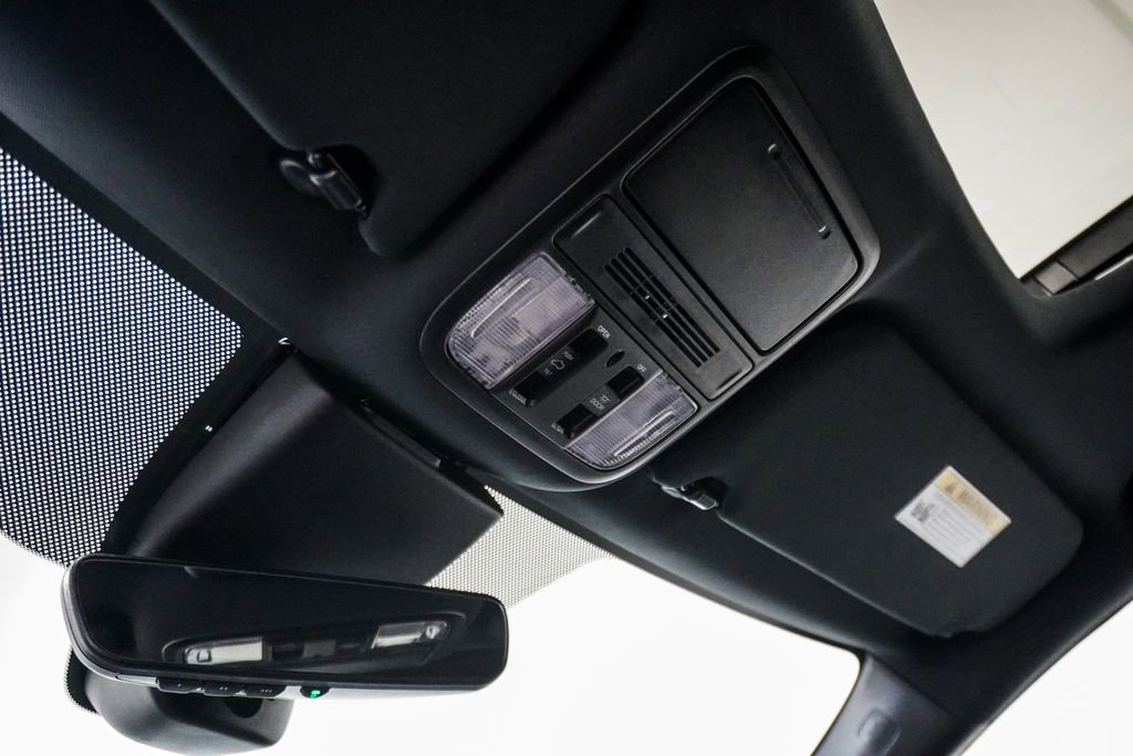 Used 2023 Honda Odyssey Sport image 27