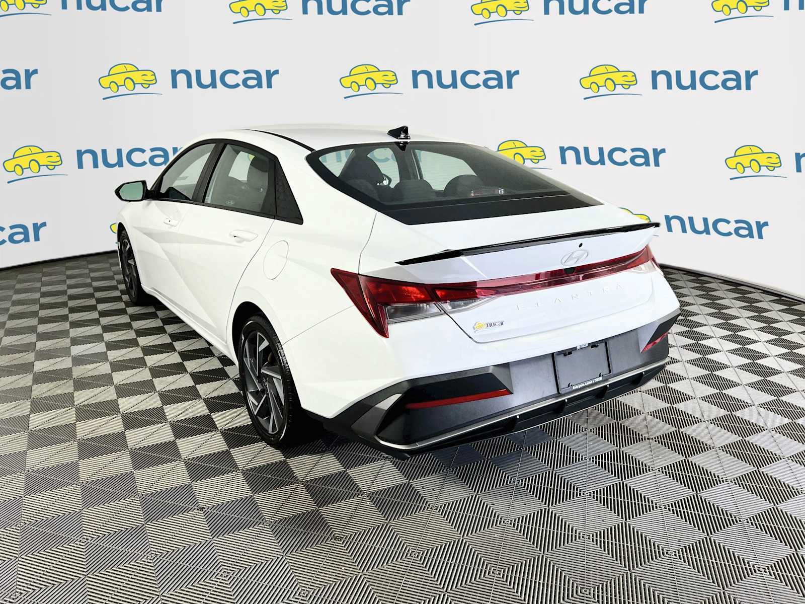 Certified 2025 Hyundai Elantra Sport FWD image 5