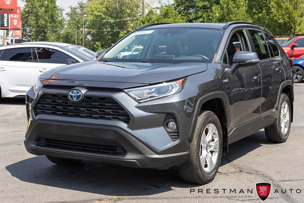 Used 2021 Toyota RAV4 XLE w/ Convenience Package AWD/4WD image 13