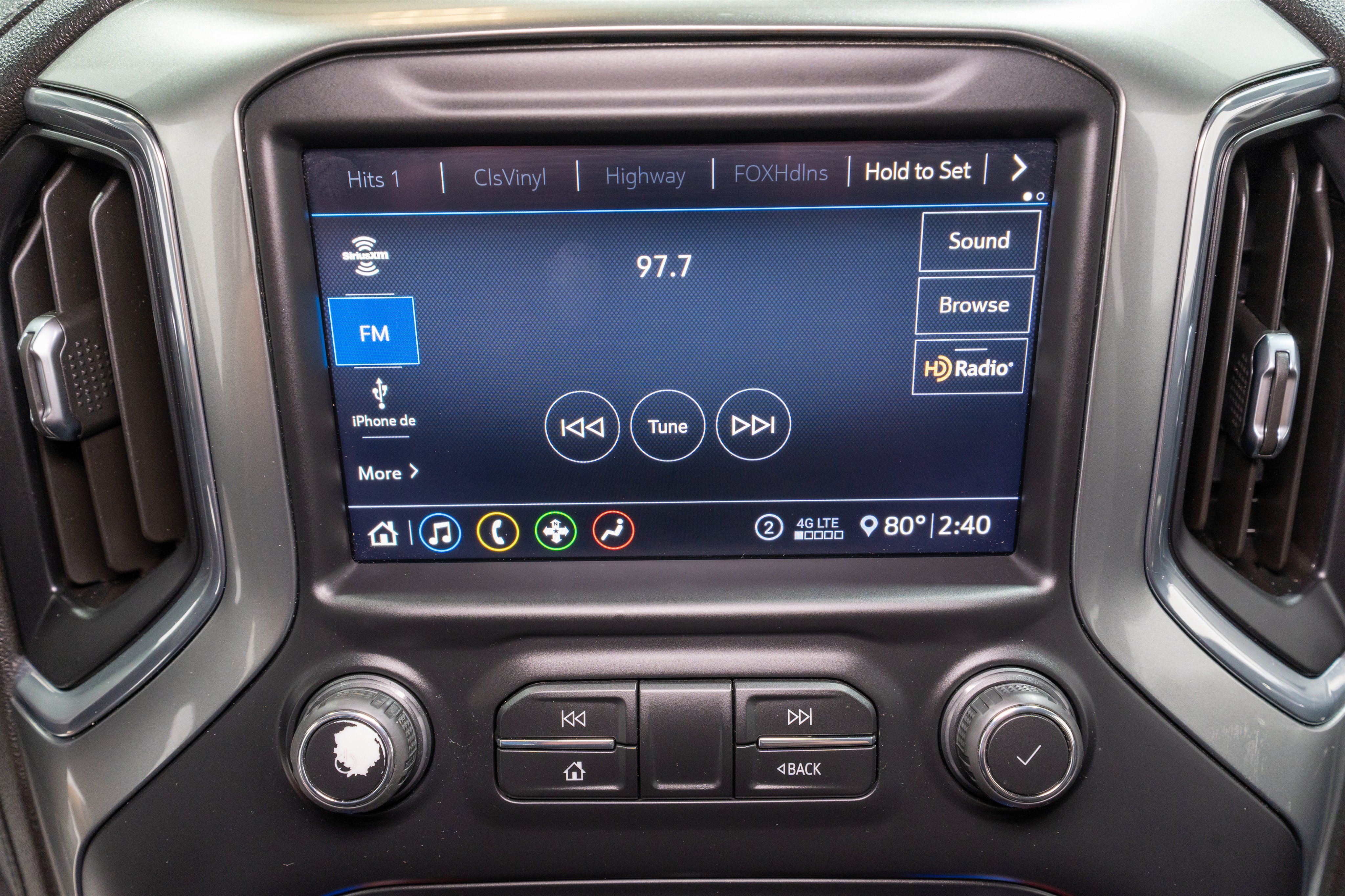 Used 2020 Chevrolet Silverado 1500 LT w/ All-Star Edition AWD/4WD image 16