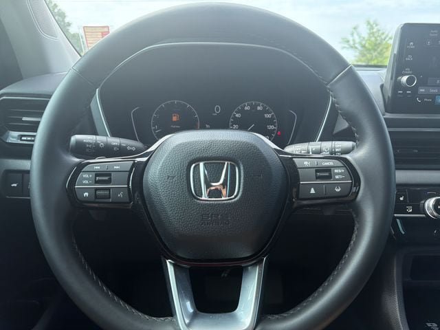 Used 2025 Honda Pilot EX-L image 29