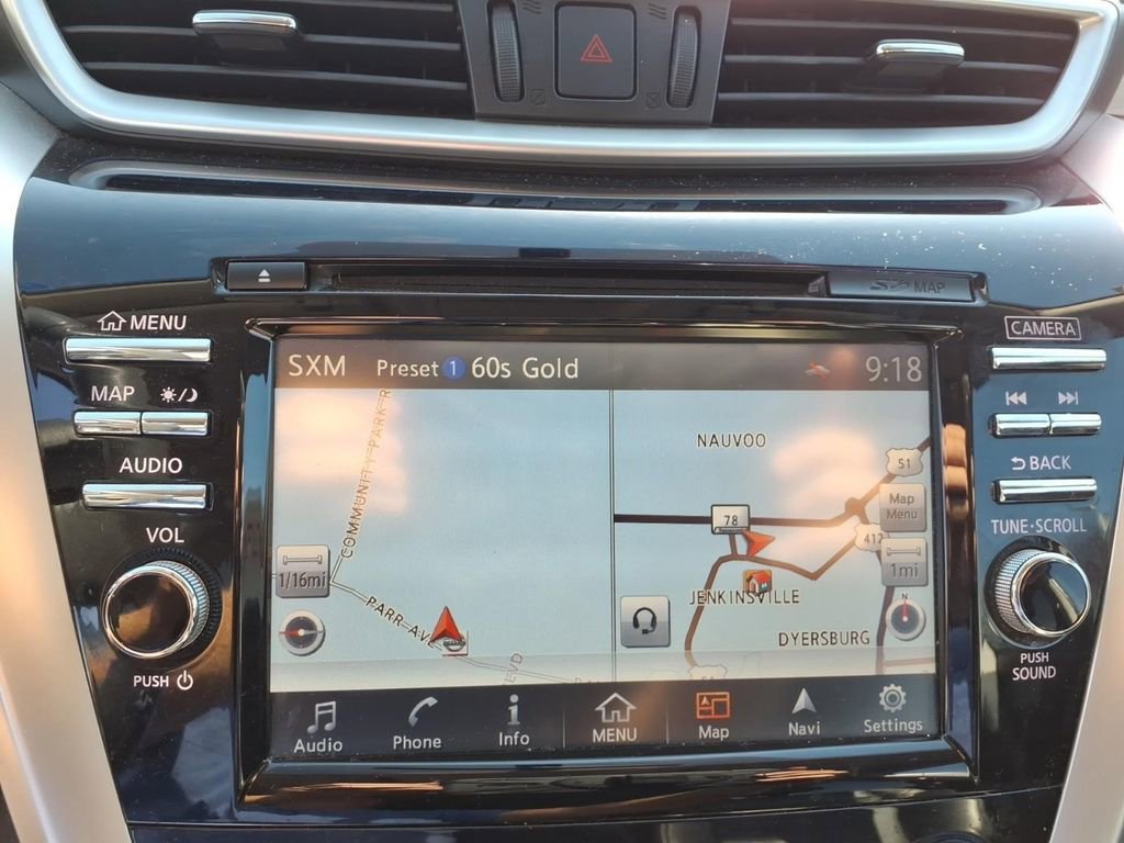 Used 2017 Nissan Murano Platinum w/ Platinum Technology Package FWD image 21