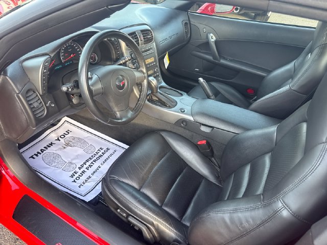 Used 2006 Chevrolet Corvette Convertible w/ Preferred Equipment Group RWD image 32